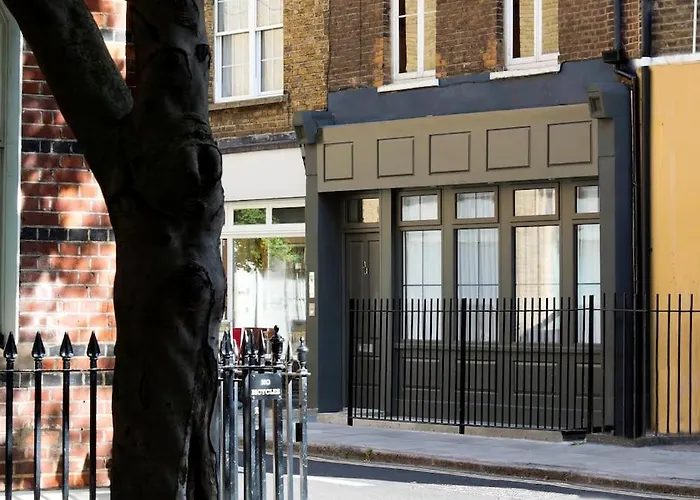 New, Luxury 3 Bed Duplex In Covent Garden